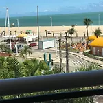 Alugo Temporada apartamento frente ao mar de Fortaleza vista panorâmica do Mar