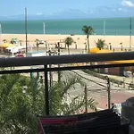 Alugo Temporada apartamento frente ao mar de Fortaleza vista panorâmica do Mar