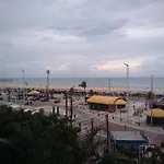 Alugo Temporada apartamento frente ao mar de Fortaleza vista panorâmica do Mar